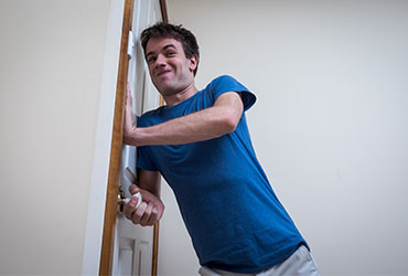 5 Tips to Unstick a Swollen Door