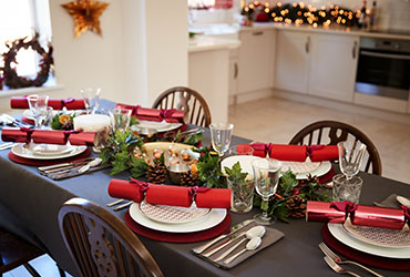 3 Table Decor Ideas for Christmas