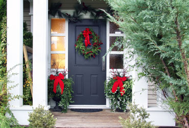 3 Front Door Wreaths for Christmas